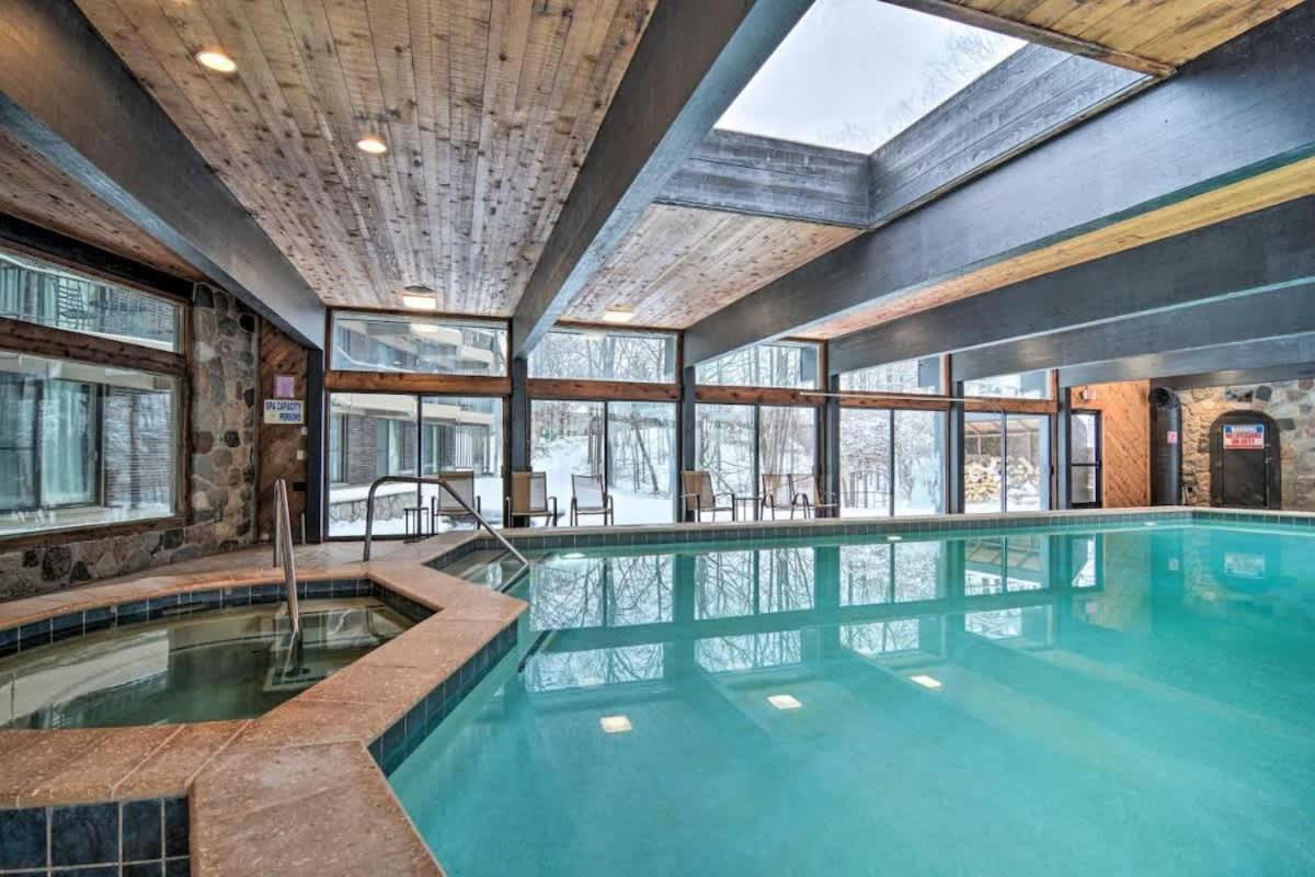 Top Floor Luxury, Sauna, Private Pool, Lake Bellaire Beach, 5 Beds, 4 Full Bath Exteriér fotografie